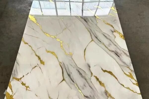 Marmerlook Goldi 280x122cm – 0022
