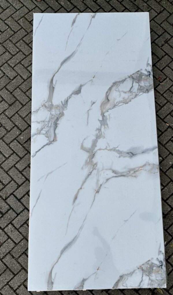 Marmerlook PVC Calacatta Light – 280x122cm – 0027